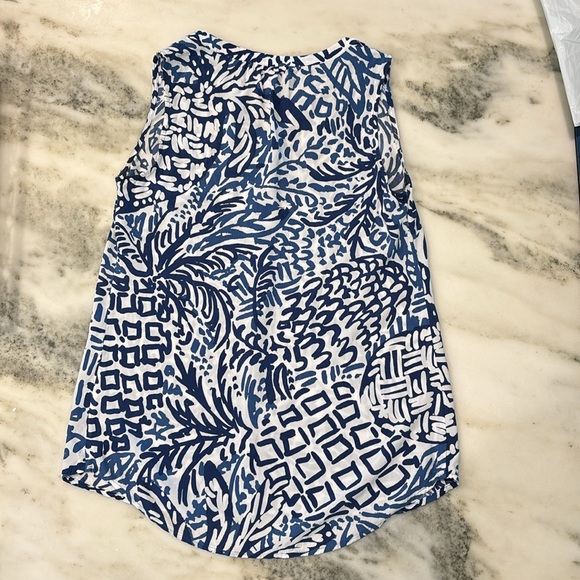 Lilly Pulitzer Sleeves Top Blue White XXS Excellent Condition! - Picture 6 of 9